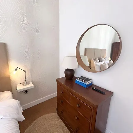 Charming 2-bedroom In Vibrant Southville Apartment Bristol